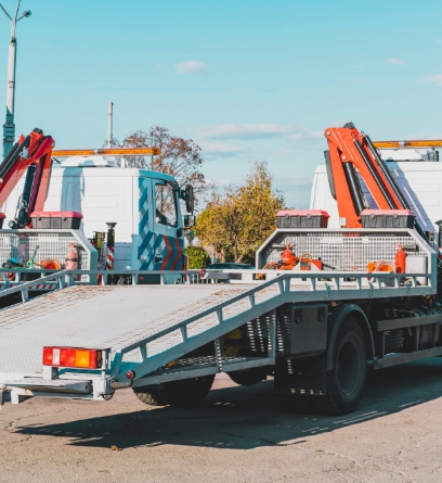Tilt Tray Towing Service